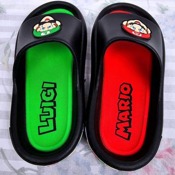 Ground Up Super Mario Luigi Kids Slides Sandals Black Red Green Size 2 - Picture 9 of 9